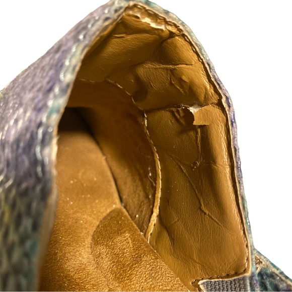 Women’s Nurse Mates 💙 Gala Clog Aqua Snake Print Slip Resistant Size 7M - Picture 12 of 12